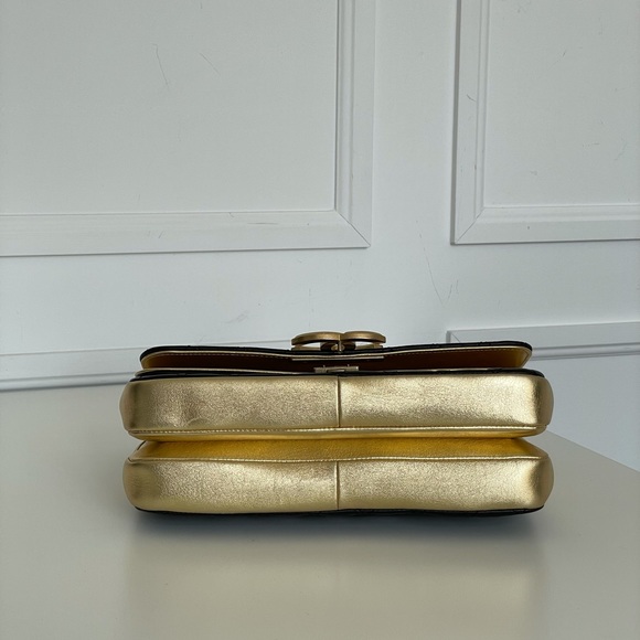 Chanel Bag - Picture 8 of 15